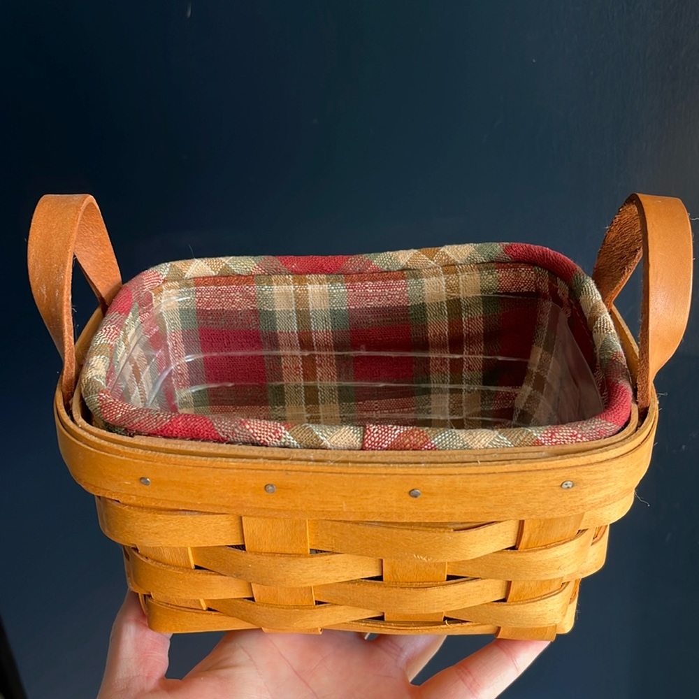 2001 Longaberger Basket 🧺